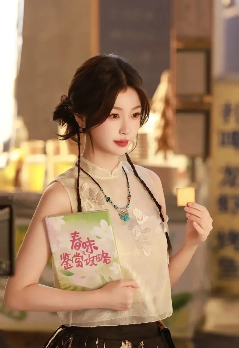 53岁刘钧自曝离婚，独自住北京郊区大别墅，前妻去年生三胎