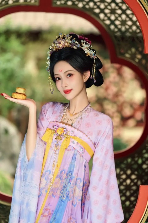 网友新手机号意外登录李玟账号,网易云回应