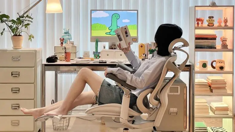 “性商教母”这一个眼神，闯大祸了